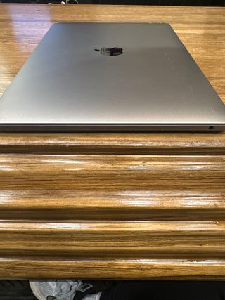 MacBook Pro 13 2019 i7 16GB RAM 256GB SSD