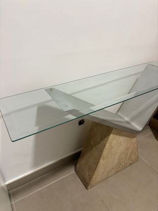 Mesa recibidor cristal y piedra