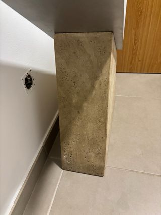 Mesa recibidor cristal y piedra