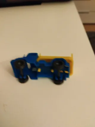Camión de plástico amarillo y azul años 80