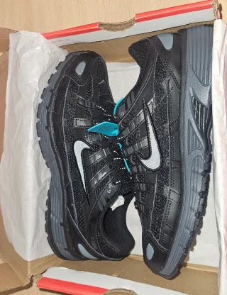Zapatillas Nike P-6000 Negras y Grises