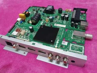 Main! TV. / ENGEL. Modelo: LE3290ATV