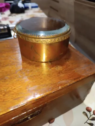 Caja antigua cobre y cristal