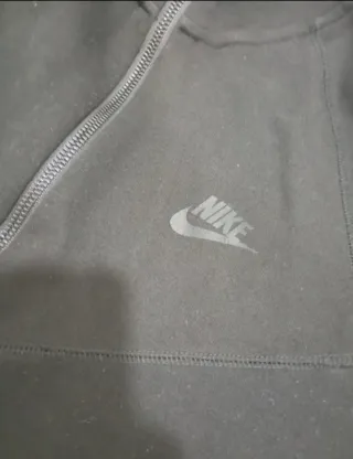 Chaqueta Nike Tech Negra