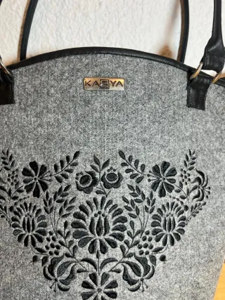 Bolso de mano KAZYA gris y negro