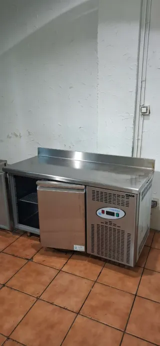 Bajo mostrador 2 puertas Frenox