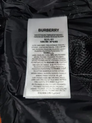 Piumino Burberry nero,nuovo