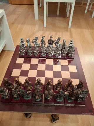 Juego de Ajedrez Hecho a Mano