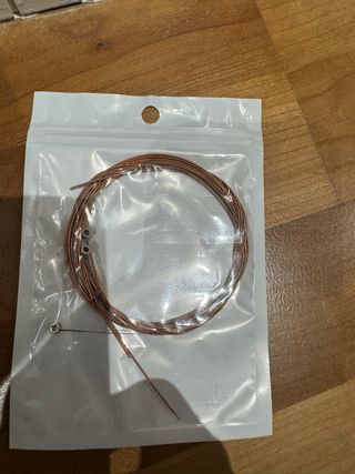 Guitarra Acústica + Cuerdas