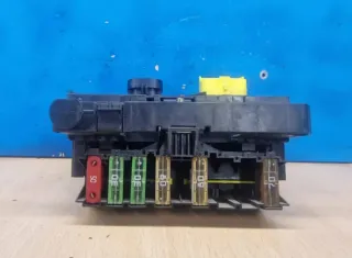 Caja fusibles Peugeot/Citroën 9659742080