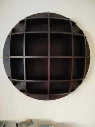 Estantería redonda de madera