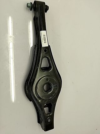 SOPORTE BRAZO SUSPENSION TRASERO IZQUIERDO OMODA C5