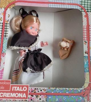 Bambola ItaloCremona in box fondo magazzino