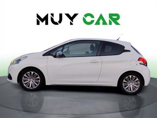 Peugeot 208 PureTech 82 Style 60 kW (82 CV)
