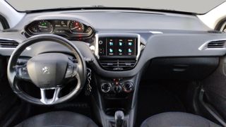 Peugeot 208 PureTech 82 Style 60 kW (82 CV)