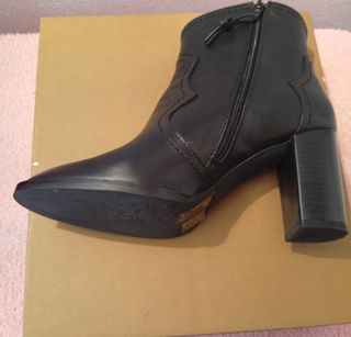 Botines Gloria Ortiz Negros Tacón