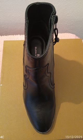 Botines Gloria Ortiz Negros Tacón