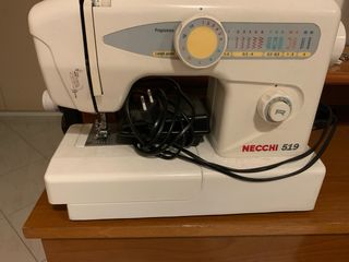 Macchina da cucire Necchi 519 elettrica