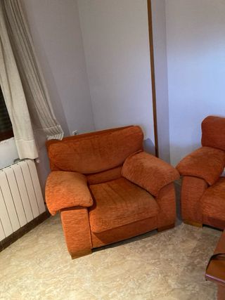 Sofá y 2 sillones naranja