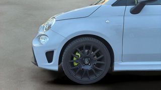 Abarth 500 1.4 16v T-Jet 121 kW (165 CV)