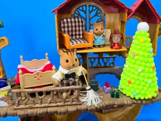Adventure Tree House Sylvanian Families