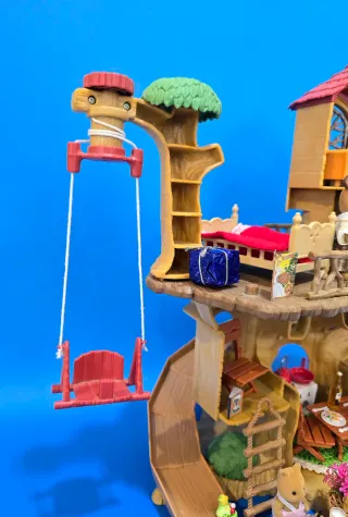 Adventure Tree House Sylvanian Families
