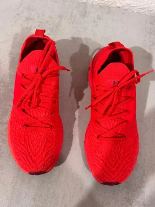 Zapatillas Under Armour Rojas