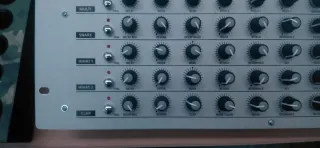 Vermona DRM1 MK IV Sintetizador Analógico