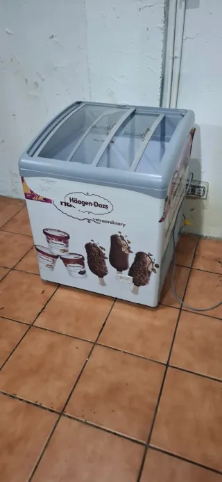 Congelador expositora Haagen-Dazs
