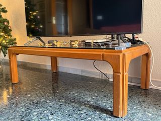 Mesa de salón madera y cristal