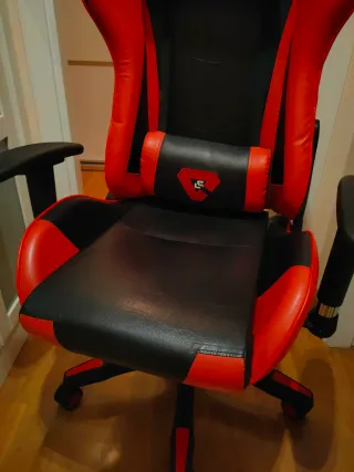 Silla Gamer Roja y Negra