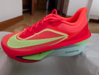 Nike Zoom Fly 6 Verde y Rojo