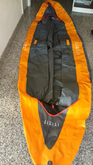 Kayak hinchable naranja ITIWIT