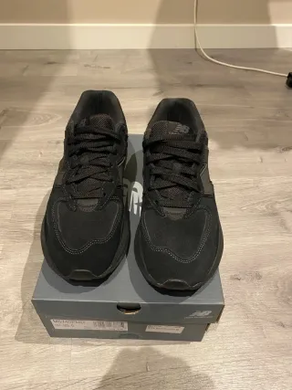 Zapatillas New Balance 5740 Talla 44.5 Negras