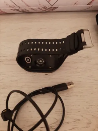 Polar 600 Smartwatch + Cargador