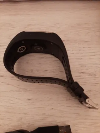 Polar 600 Smartwatch + Cargador