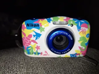 Cámara Nikon Coolpix W100 Multicolor