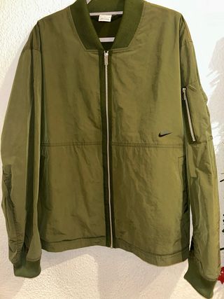 Chaqueta Bomber Nike Verde Militar
