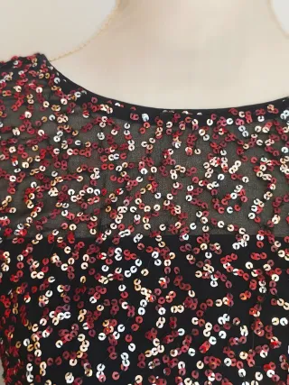 Vestido corto lentejuelas manga larga