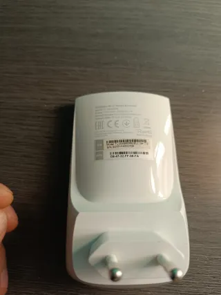 Repetidor WiFi y Ethernet TP-Link