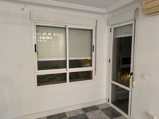 Ventanas correderas aluminio y puertas.