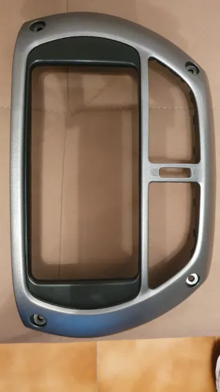 Radio-Cassette Toyota Rav4 año 2003