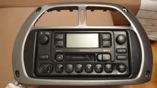 Radio-Cassette Toyota Rav4 año 2003