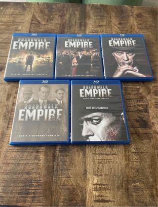 Bordwalk Empire. La serie completa. para Tommy.