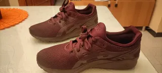 Tenis Asics Gel-Kayano Morado