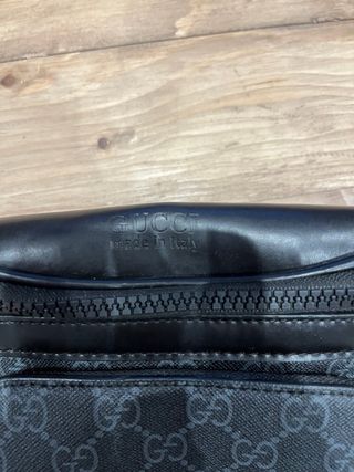 Riñonera Gucci GG Supreme Negra