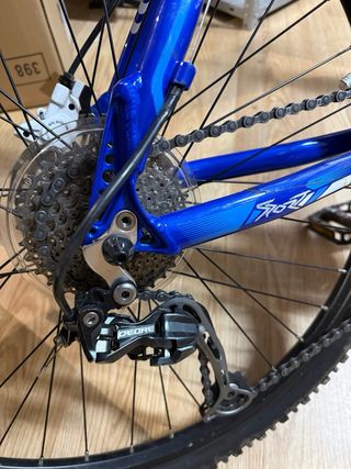 Bicicleta Orbea Azul MTB con suspensión