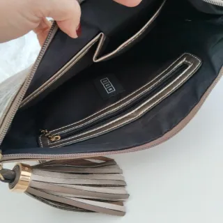 Bolso Clutch Bronce Cocodrilo con Tassel