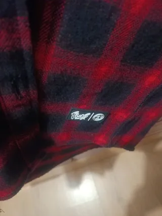 Camisa de cuadros con capucha