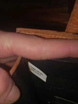 Bolso de piel con estampado floral